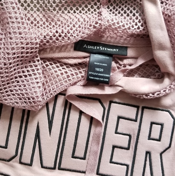 🍒NWOT🍒 ASHLEY STEWART UNDER DRESSED HOODIE - Picture 5 of 5